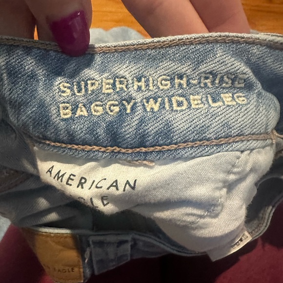 American Eagle Super High Rise Baggy Wide Leg Cargo Jeans 4 Long - Picture 4 of 8